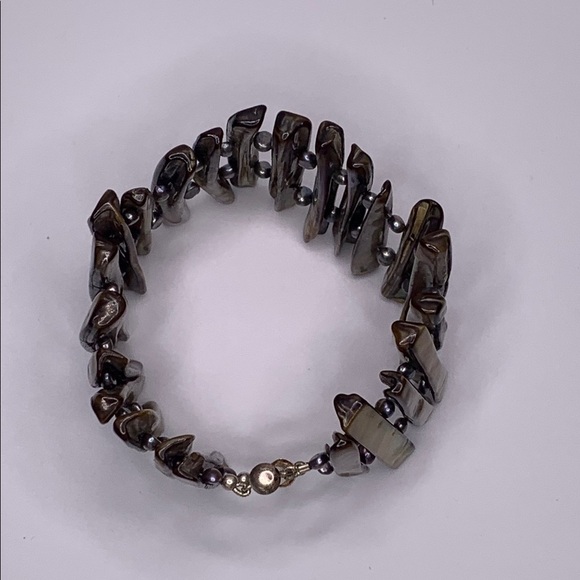 ♥️SALE! 3for$15 Silver Tone Shell / Abalone Bracelet 8” long 1-3/4” wide - Picture 3 of 5